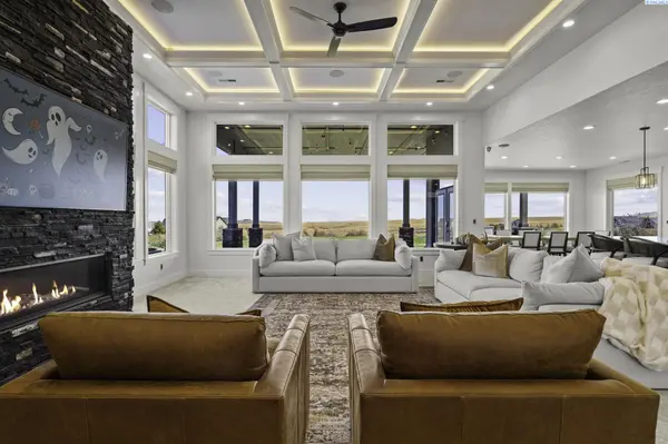 33223 S Clodfelter Rd., Kennewick, WA 99338