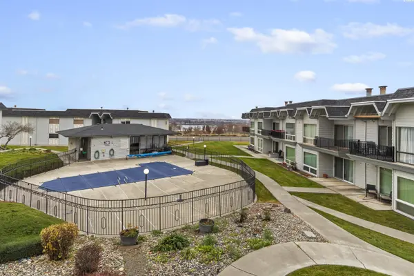 2401 W Canal Dr 5D #5D, Kennewick, WA 99336