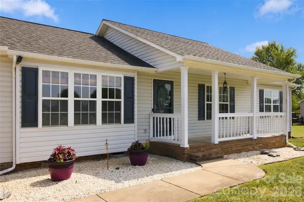 119 Chambwood LN, Shelby, NC 28152