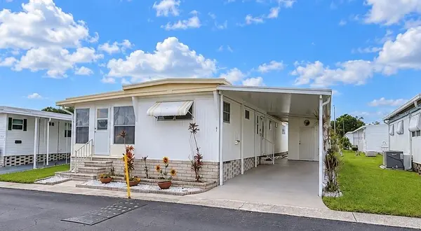 41 PINDO PALM ST E #41, Largo, FL 33770