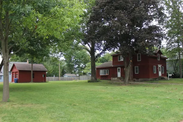 34 Nebraska ST, Geneva, IL 60134