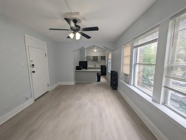 5135 S blackstone AVE #305, Chicago, IL 60615