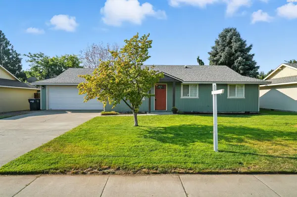 4721 Holly Way,  West Richland,  WA 99353