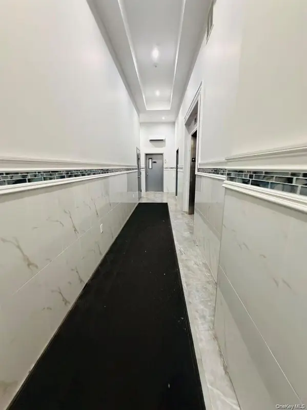 31-12 38TH AVE #3B, Long Island City, NY 11101