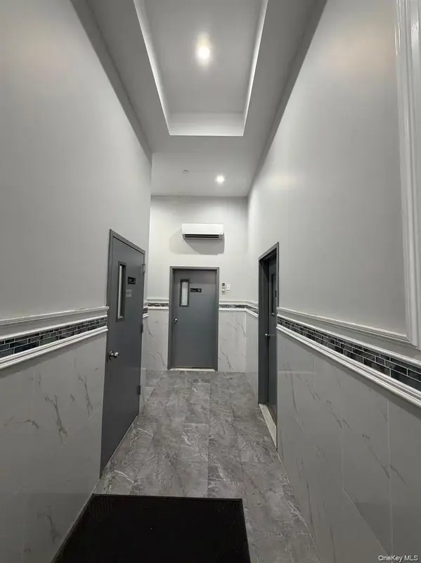 31-12 38TH AVE #3B, Long Island City, NY 11101