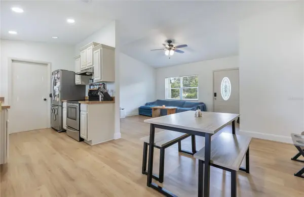 802 FOX LAKE DR, Lakeland, FL 33809