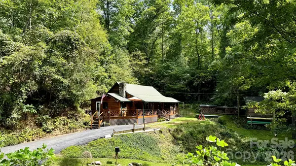 3387 Union Hill RD, Whittier, NC 28789