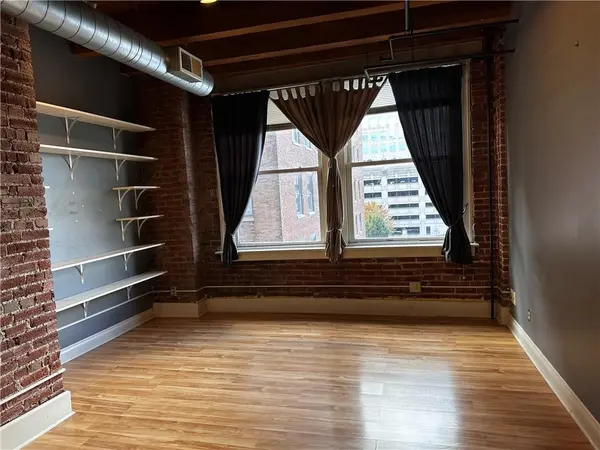 700 Broadway BLVD #401, Kansas City, MO 64105