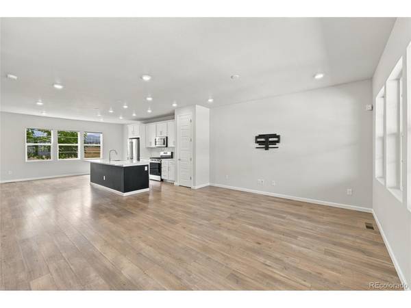 8806 Fraser River, Littleton, CO 80125