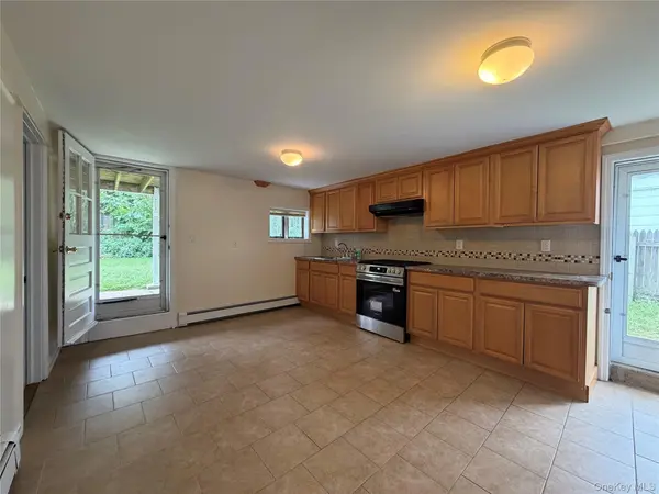 624 W Beech ST, Long Beach, NY 11561