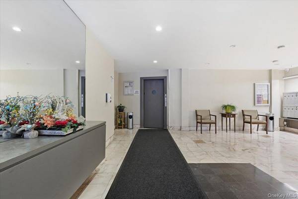 75 W 238th ST #2D, Bronx, NY 10463