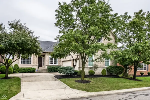 15471 Mission Hills DR, Carmel, IN 46033