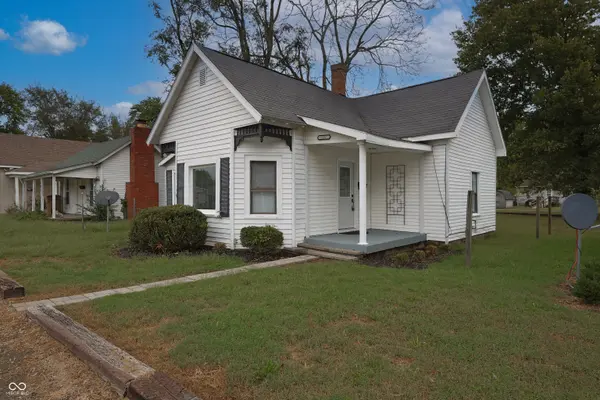 121 Cleveland ST, Columbus, IN 47201