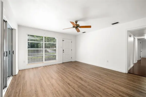 300 NW 34TH DR, Gainesville, FL 32607