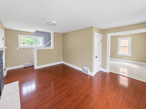 1322 Garrison AVE, Rockford, IL 61103