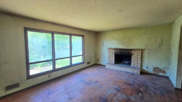 2937 Chippewa AVE, Maplewood, MN 55109