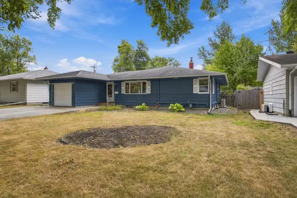 222 26TH AVE N, Fargo, ND 58102