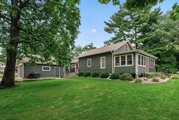 1835 Stillwater ST, White Bear Lake, MN 55110