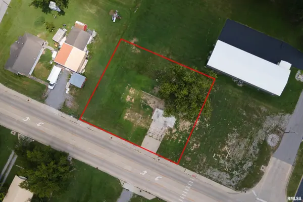 1403 N RUSSELL ST, Marion, IL 62959