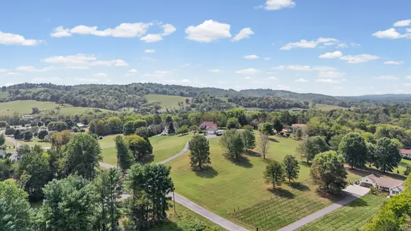 180 Bankshire Rd, Beechgrove, TN 37018