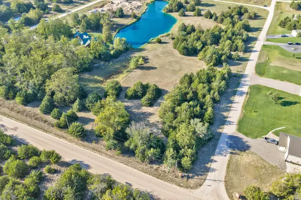 0000 E Red Tail Rd, Hutchinson, KS 67502