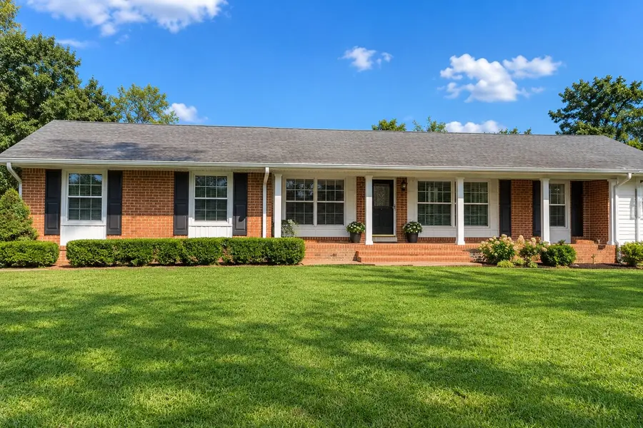 2363 Gale Ln, Chattanooga, TN 37421