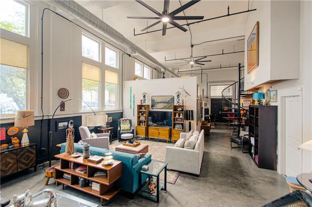 523 Grand #1D BLVD, Kansas City, MO 64106