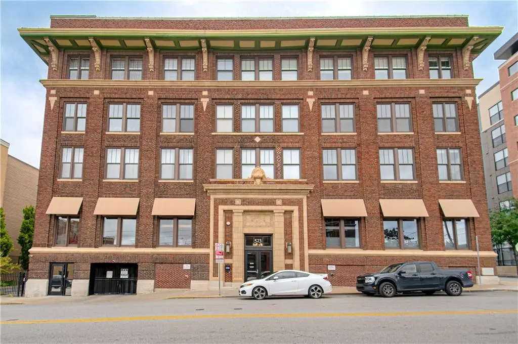 523 Grand #1D BLVD, Kansas City, MO 64106