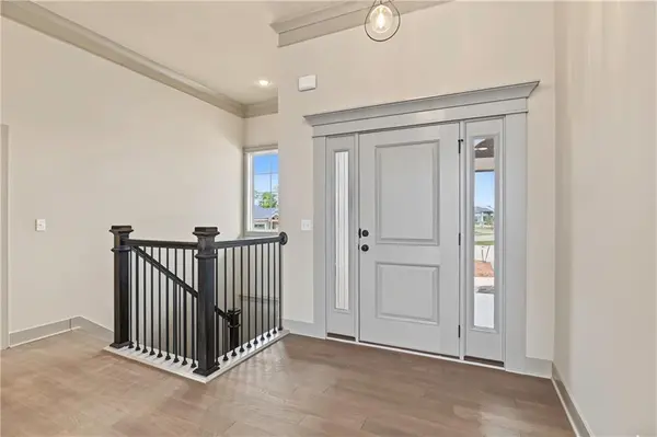 23903 Clear Creek Pkwy, Shawnee, KS 66226