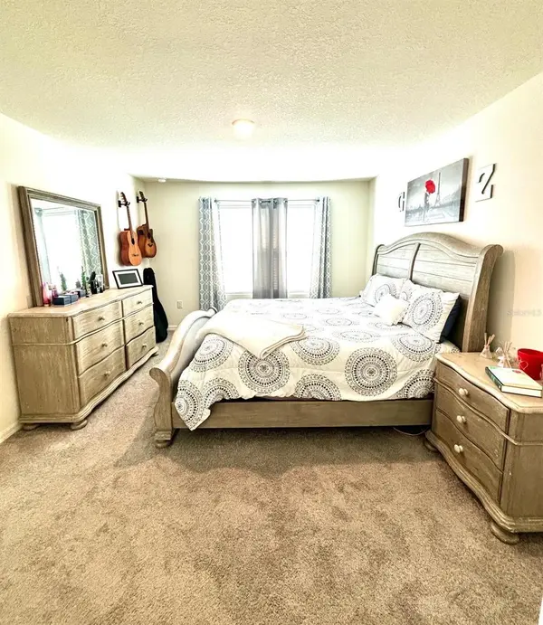 2174 NW 246TH TER, Newberry, FL 32669