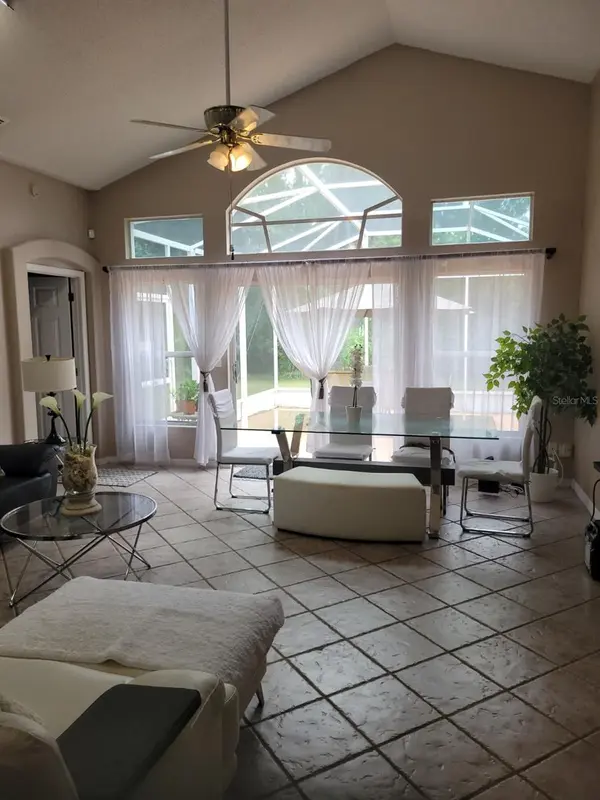 13706 RIVERPATH GROVE DR, Orlando, FL 32826