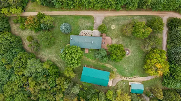713 Terrier LN #A, Somerset, WI 54025