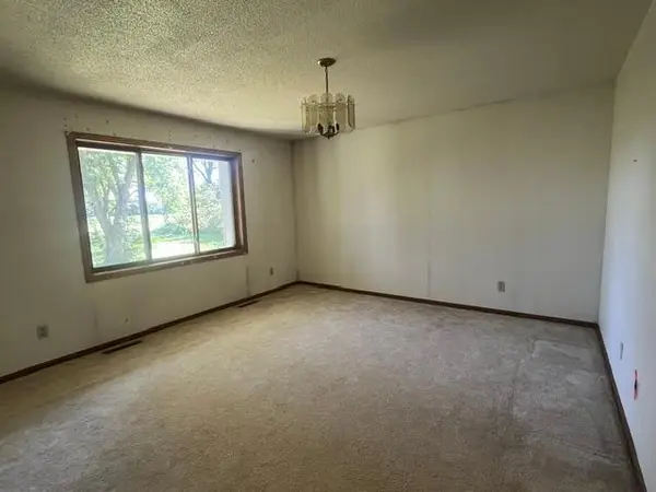 2224 NW 82nd AVE, Owatonna, MN 55060
