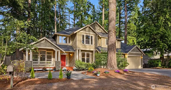 18520 26th AVE NE, Lake Forest Park, WA 98155