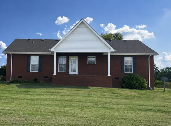 2117 Austin Rd, Lafayette, TN 37083