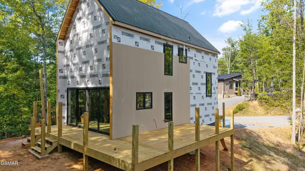 4170 Mountain Rest Way, Sevierville, TN 37876