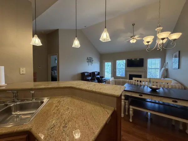 120 Residence LN #2, Branson, MO 65616