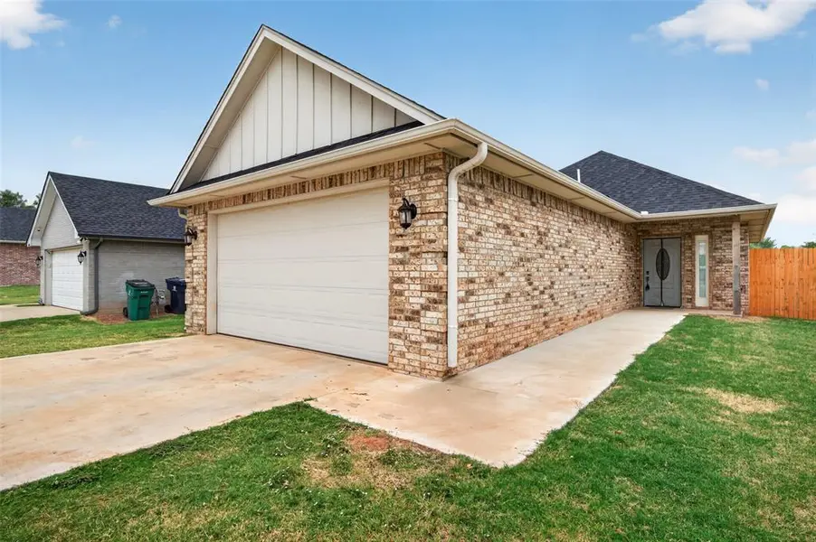 431 NW 116th ST, Oklahoma City, OK 73114