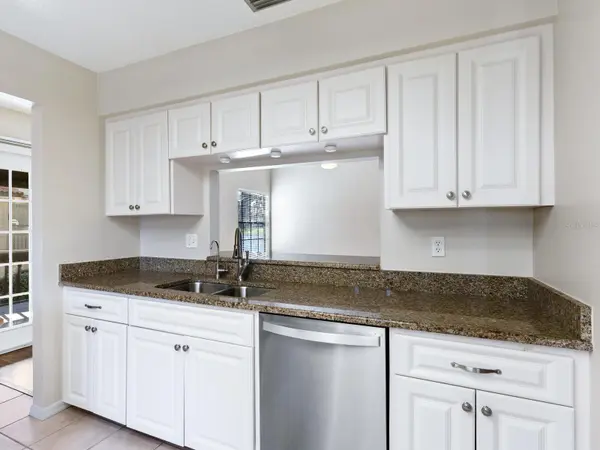 4372 TRAILS DR #15-1, Sarasota, FL 34232