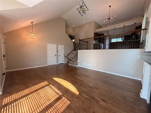 7912 NE 111th ST, Kansas City, MO 64157