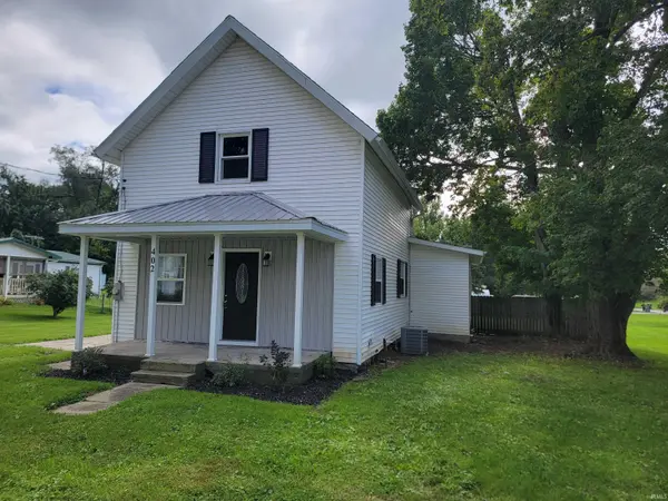 402 E County Line RD, Wolcottville, IN 46795-9660