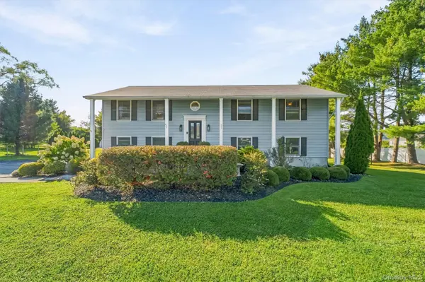 14 Lillie LN, Milton, NY 12547