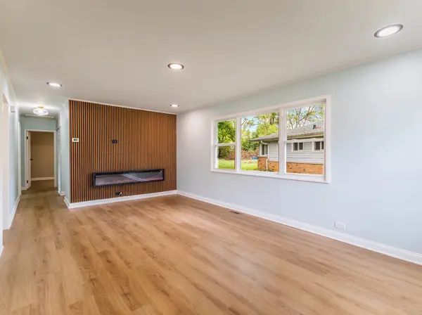 574 Lakewood BLVD, Park Forest, IL 60466