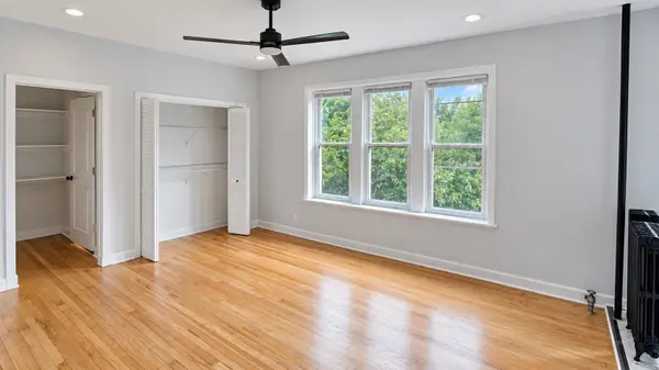 1635 W Morse AVE #209, Chicago, IL 60626