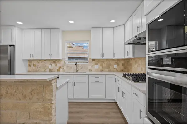 412 Oak ST, Bastrop, TX 78602
