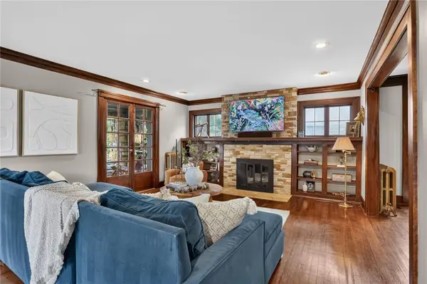 4983 Westwood TER, Kansas City, MO 64112