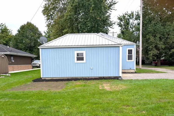 216 N 9Th ST, Decatur, IN 46733-1537