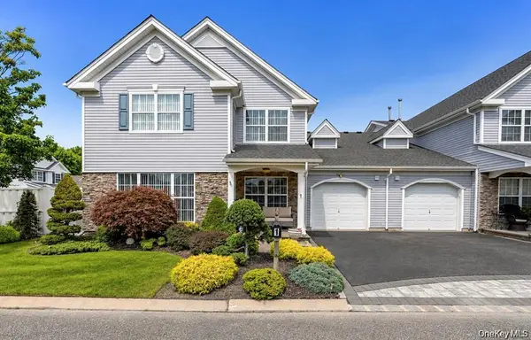 1 Jennifer LN, Middle Island, NY 11953