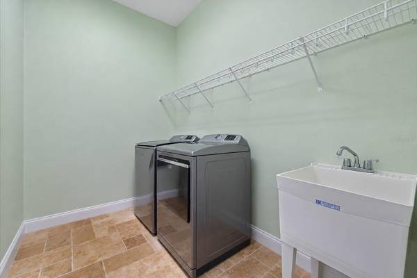 2712 W GRAY ST, Tampa, FL, 33609 photo 52