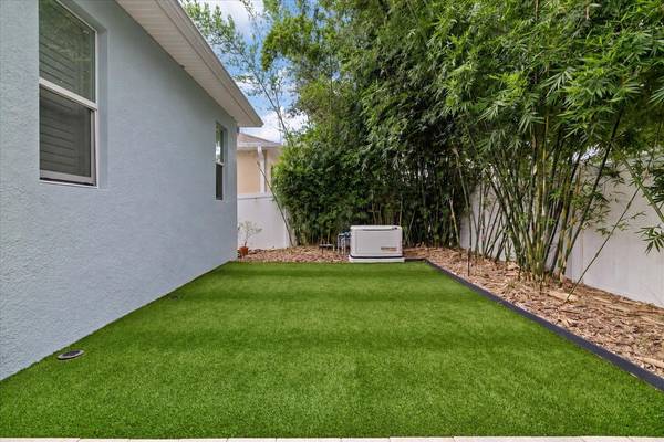 2712 W GRAY ST, Tampa, FL, 33609 photo 48